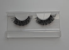 Load image into Gallery viewer, “star girl” lash
