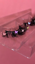 Load image into Gallery viewer, “Mariposa” lash
