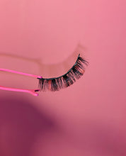Load image into Gallery viewer, “Candy” Lash
