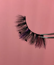 Load image into Gallery viewer, “Fantasy” glitter lash
