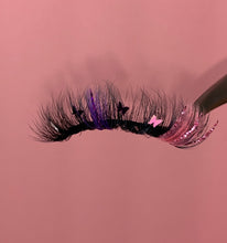 Load image into Gallery viewer, “Fantasy” glitter lash
