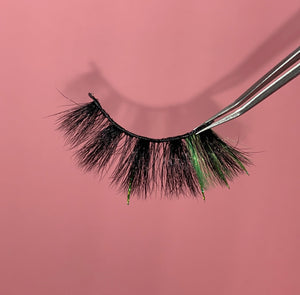 “Billionaire” glitter lash
