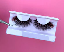 Load image into Gallery viewer, “Diabla” glitter lashes
